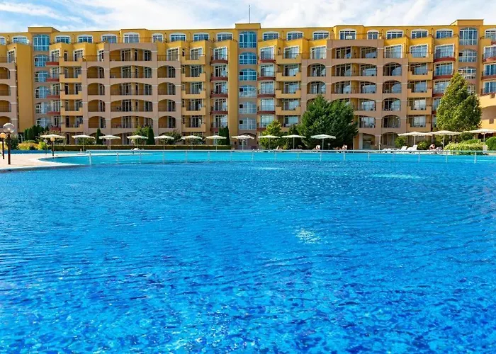 Midia Family Апартамент