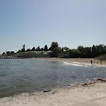 Midia Family Апартамент Ахелой
