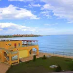 Midia Family Апартамент Ахелой