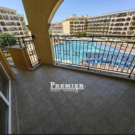 Midia Family Apartment