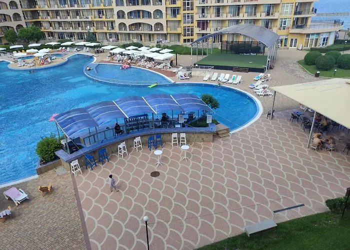 Midia Family Apartamento Aheloy